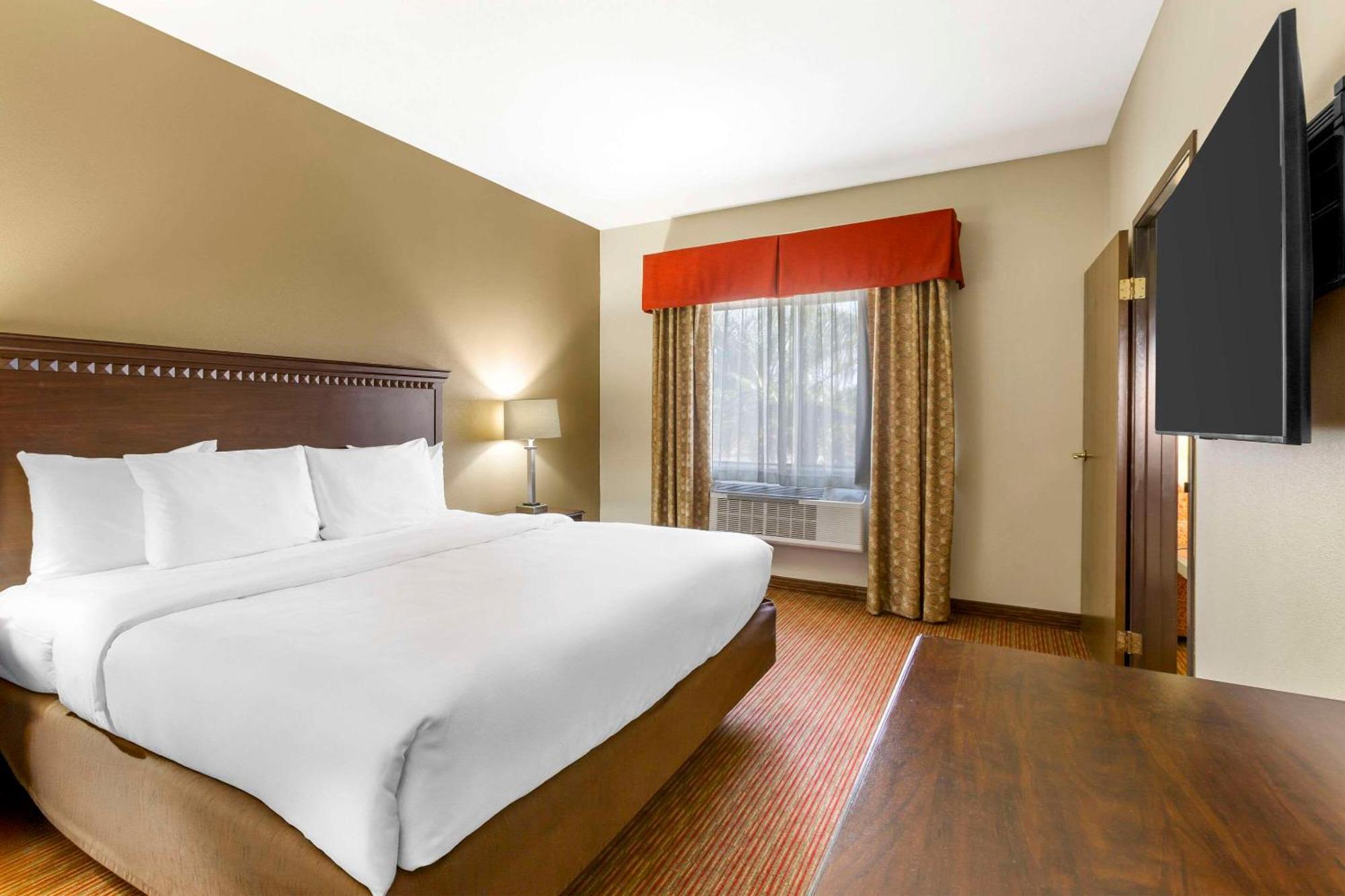Comfort Inn West Phoenix At 27Th Ave And I-I0 מראה חיצוני תמונה