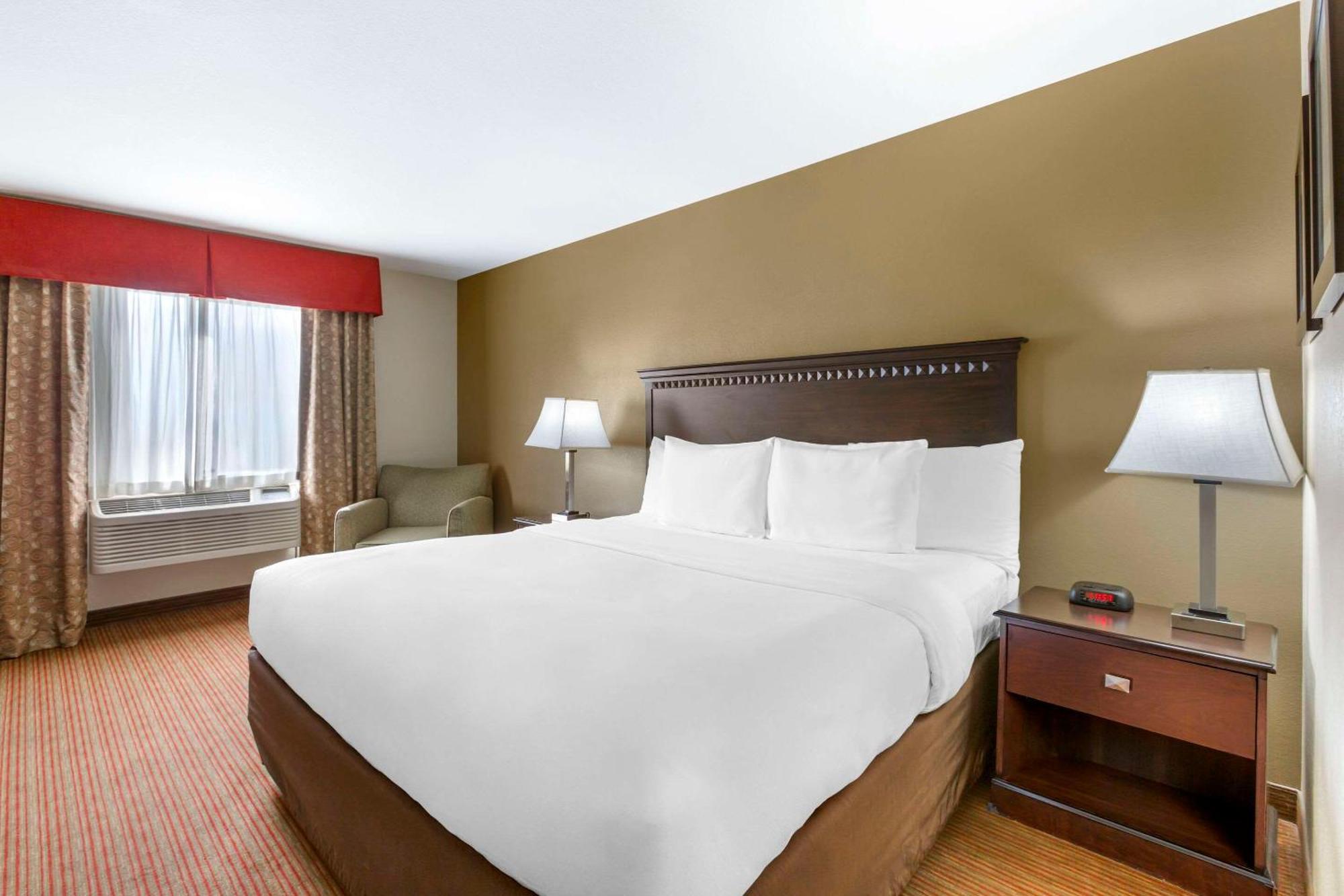 Comfort Inn West Phoenix At 27Th Ave And I-I0 מראה חיצוני תמונה
