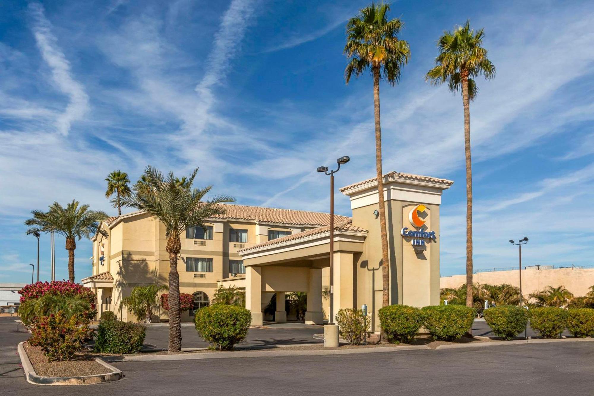 Comfort Inn West Phoenix At 27Th Ave And I-I0 מראה חיצוני תמונה